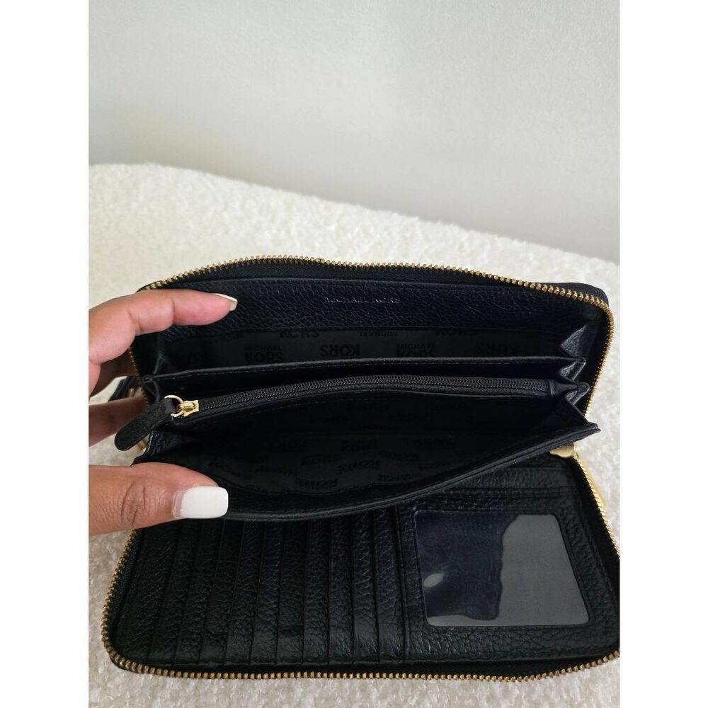 Michael Kors Jet Set Womens Black Pebbled Leather Solid Formal Zip Around Wallet - Picture 5 of 6